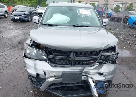 2019 Dodge Journey Crossroad from USA, damaged, VIN 3C4PDDGG5KT759343